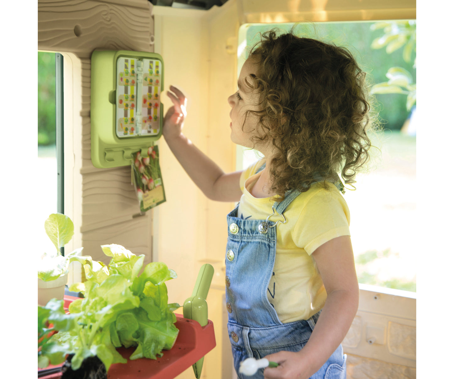 Smoby Life Garden House – Kids Outdoor Playhouse with Gardening Accessories